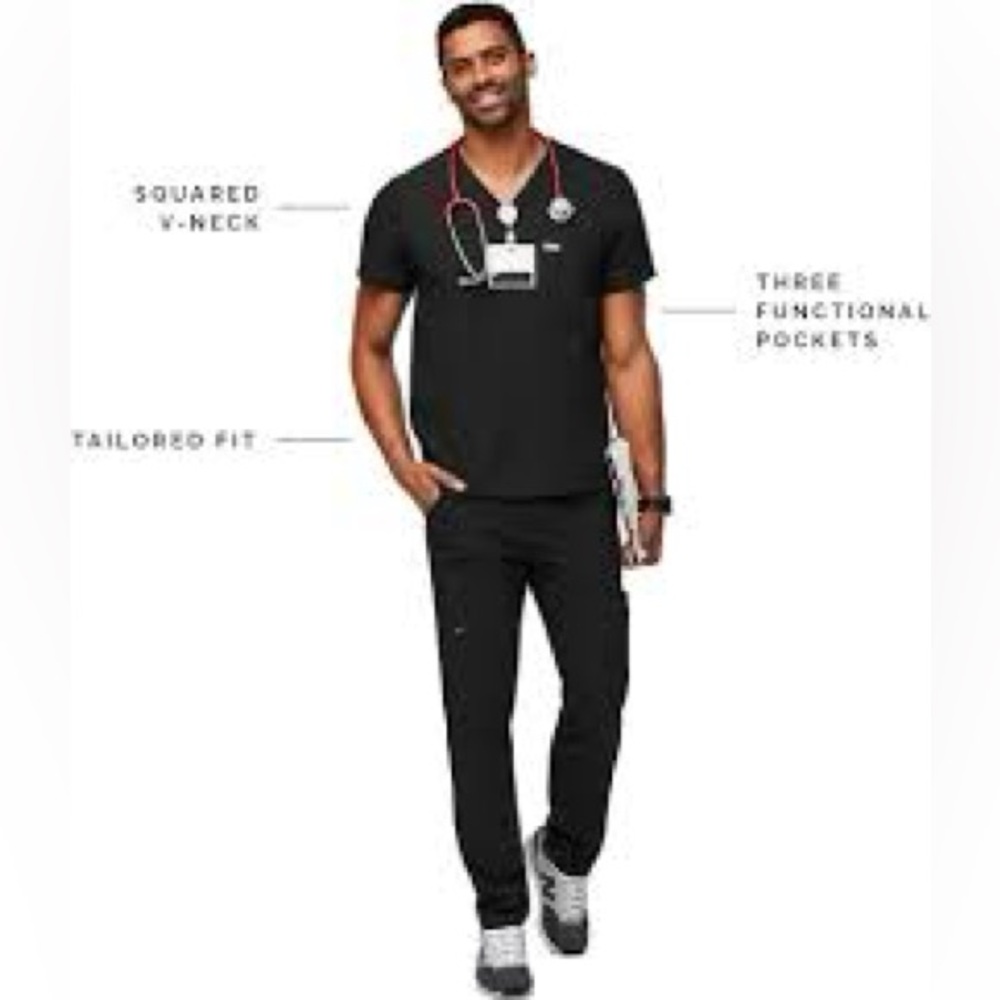 FIGS Chisec Scrub Top - Picture 2 of 10
